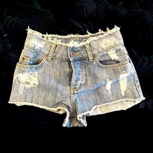 CARMAR 25 Cutoff Jean Shorts